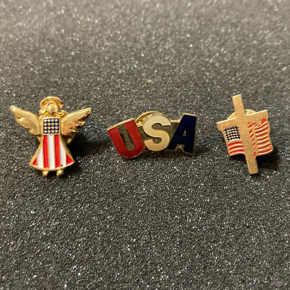 Patriotic Pin Lot